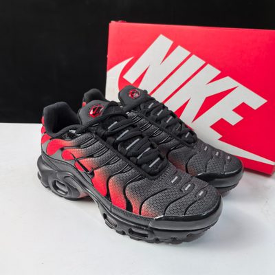 Nike Air Max Plus trainers — 9