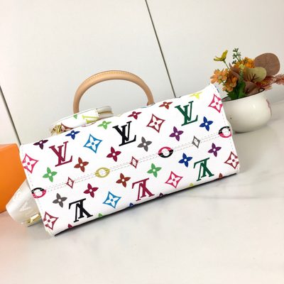 Louis Vuitton Bag — 7