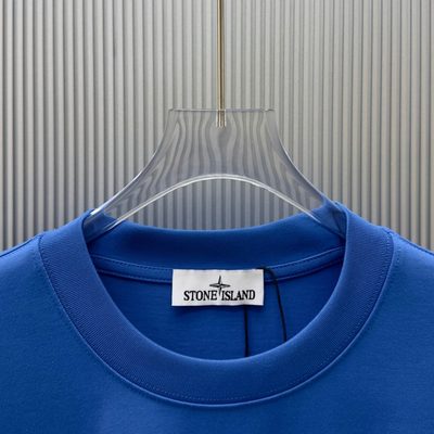 Stone Island — 4