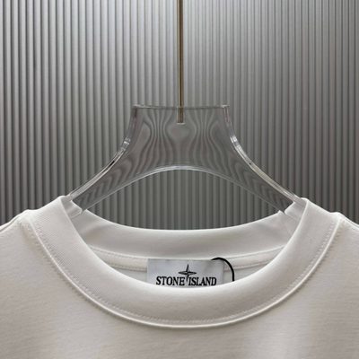 Stone Island — 4