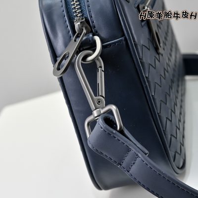 Bottega Veneta blue small leather Intrecciato bag — 7