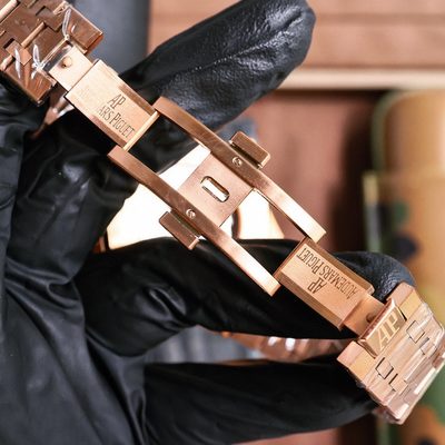 AP Watch — 8