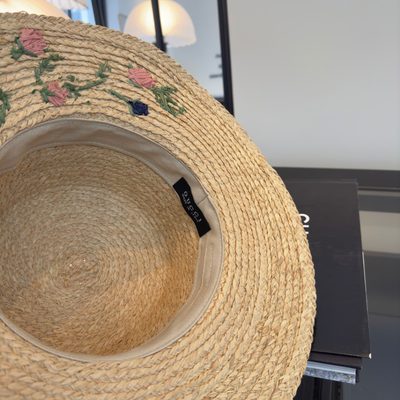 Gucci Bucket Hats — 10