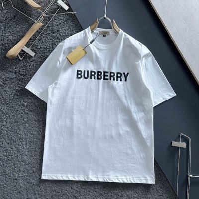 Burberry T-Shirt
