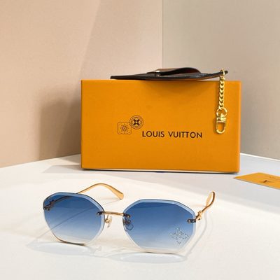 LV Sunglasses — 6