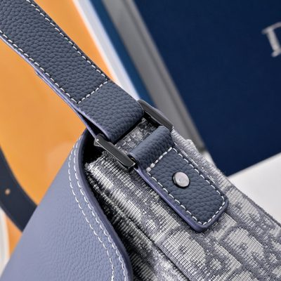 Dior Saddle Messenger Bag — 3