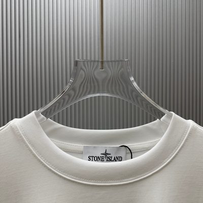 Stone Island — 4