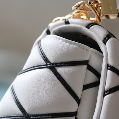Louis Vuitton Bag — 6