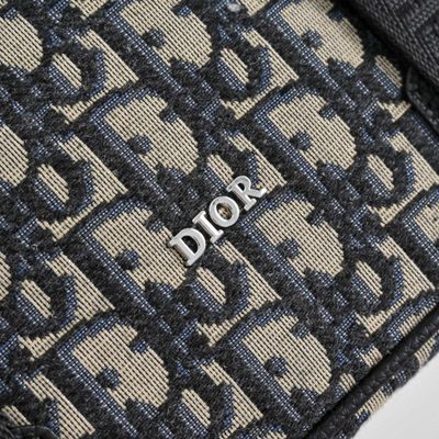 Dior Hit the Road messenger bag — 5