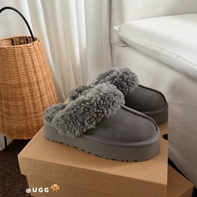 UGG platform slipper — 4