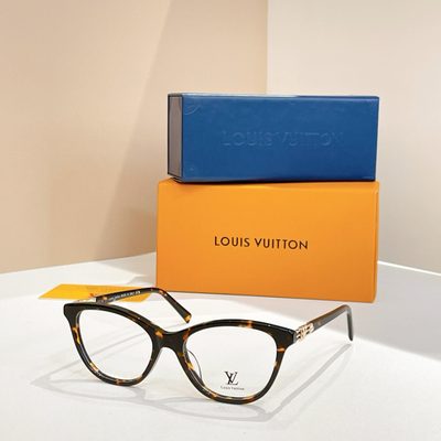 LV Sunglasses — 3