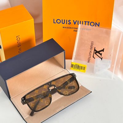 LV Sunglasses — 3