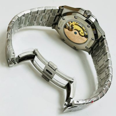 AP Watch — 9