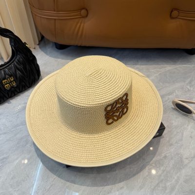 Loewe Paula's Ibiza raffia sun hat — 7