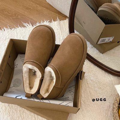 UGG Classic Micro slip-on shoes — 3