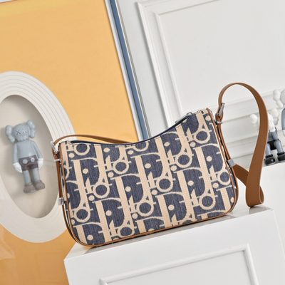 Dior handbag — 3