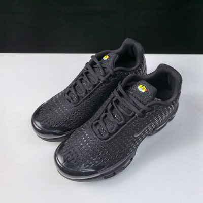 Nike Air Max Plus trainers — 6