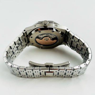 AP Watch — 8