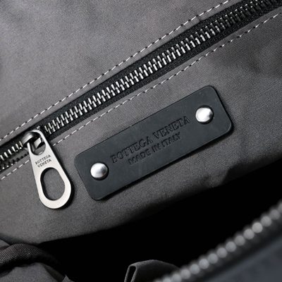 Bottega Veneta Intrecciato leather crossbody bag — 8