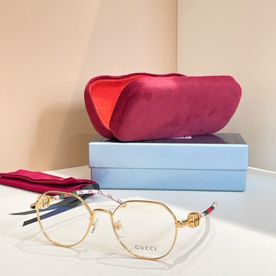 Gucci Sunglasses — 7