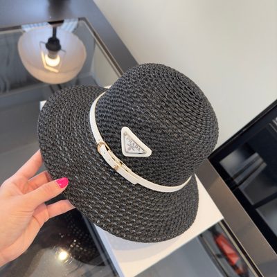 Prada bucket hat — 4