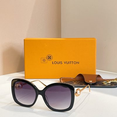 LV Sunglasses — 5