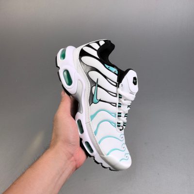 Nike Air Max Plus trainers — 3