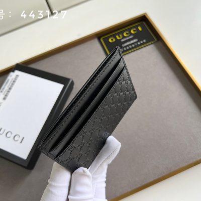 Gucci card holder — 6