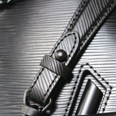 Louis Vuitton Bag — 4