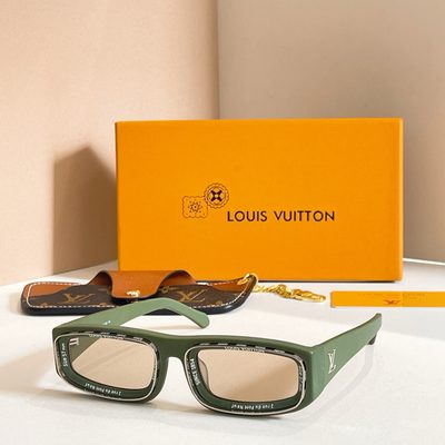 LV Sunglasses — 9