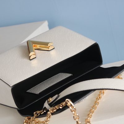Louis Vuitton Bag — 9