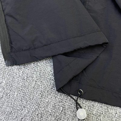Stone Island — 4