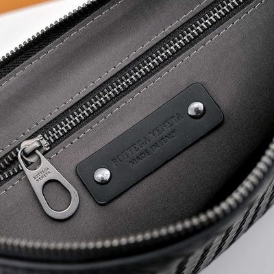 Bottega Veneta-style clutch bag — 9
