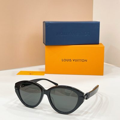 LV Sunglasses — 6