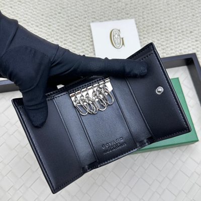 Accessories — 4