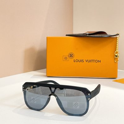 LV Sunglasses — 6