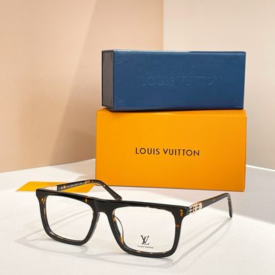 LV Sunglasses — 6