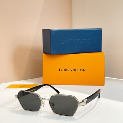 LV Sunglasses — 9