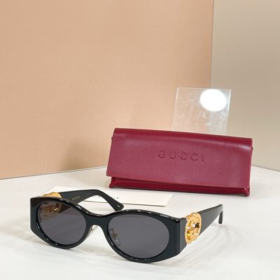 Gucci Sunglasses — 6