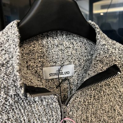 Stone Island — 6