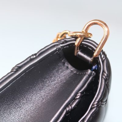 Louis Vuitton Bag — 7