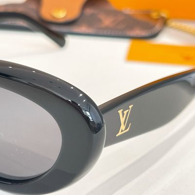 LV Sunglasses — 6