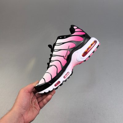Nike Air Max Plus trainers — 3