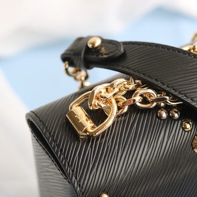 Louis Vuitton Bag — 7