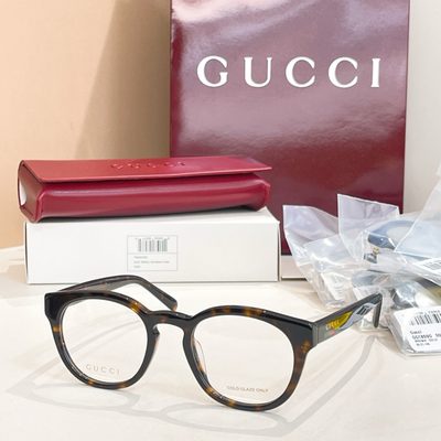 Gucci Sunglasses — 4