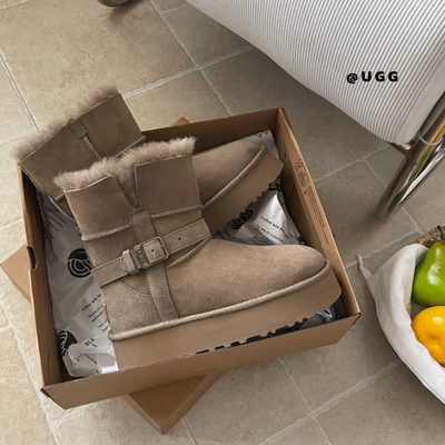 UGG platform ankle boot — 6