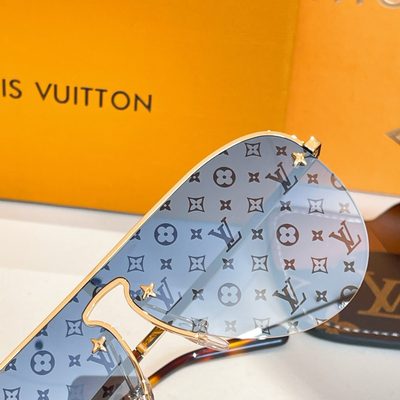 LV Sunglasses — 5
