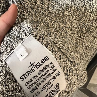 Stone Island — 8