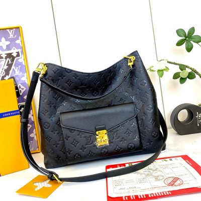 Louis Vuitton Bag — 5