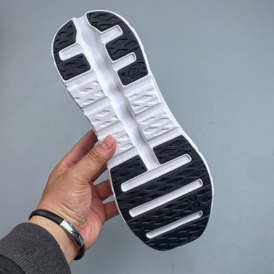 On Running x Loewe Cloudtilt 2.0 blue and white sneakers — 8